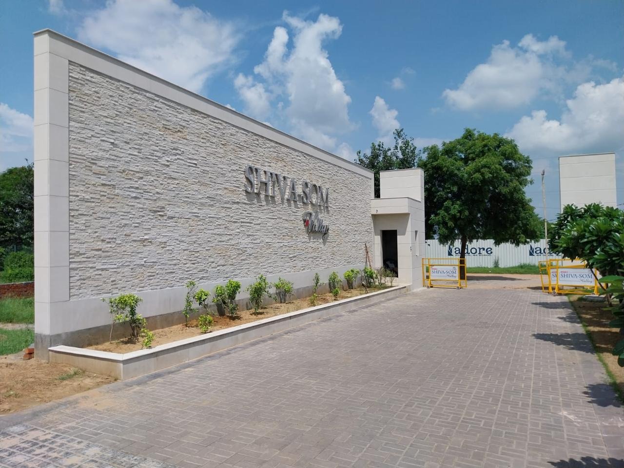 imgi_18_WhatsApp-Image-2024-09-02-at-12.17.24-PM